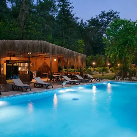 Lodge Yusalis Garden Kemer