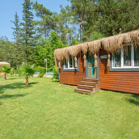 Yusalis Garden Kemer